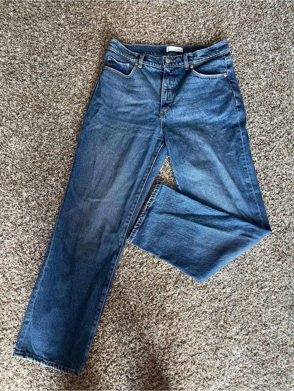LOFT - the straight jean. Size 6